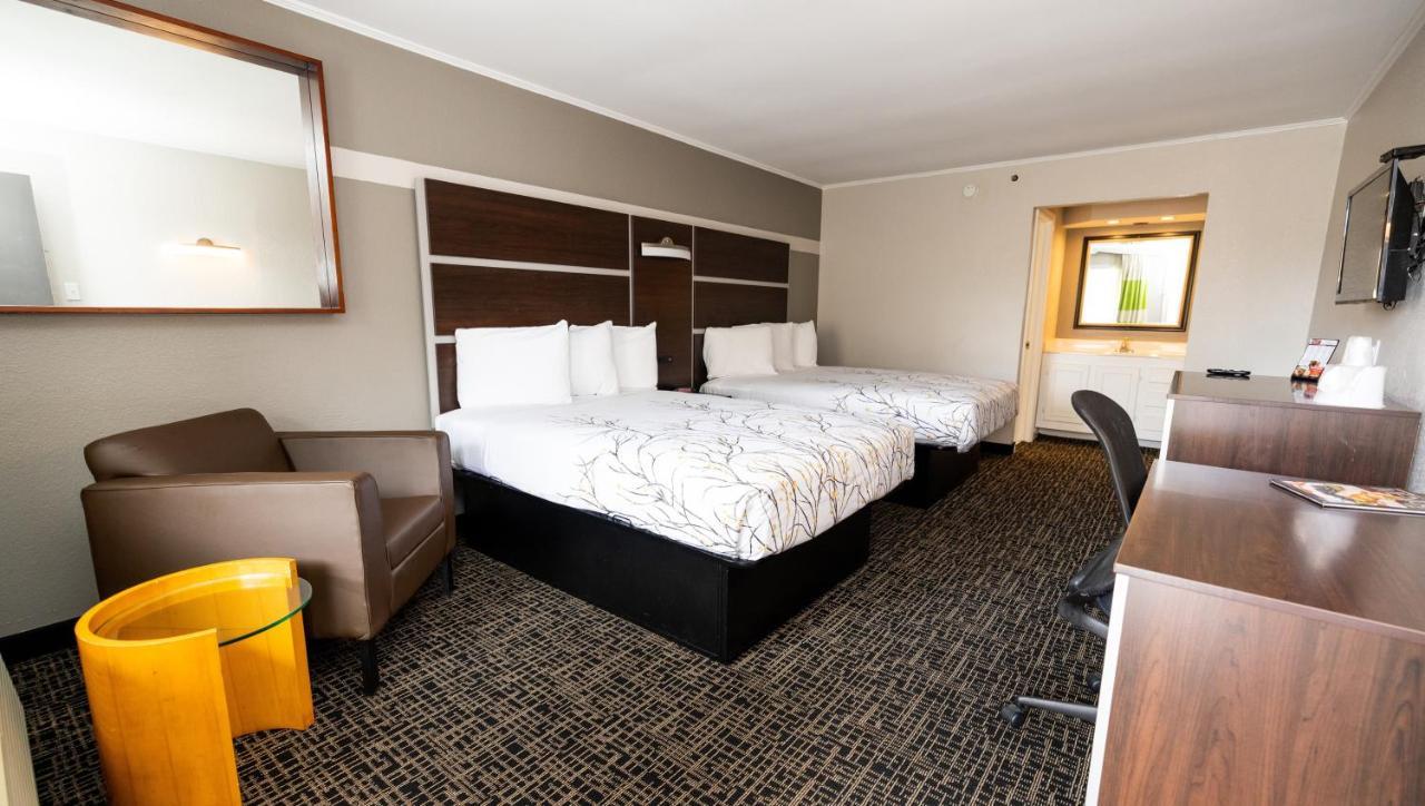 Magnuson Hotel Вирджиния Бийч Екстериор снимка